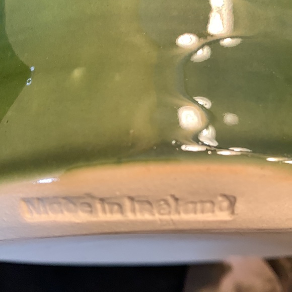 Colm De Rís Irish Pottery Green Ceramic Vase - Picture 6 of 9